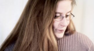 Картинка по теме - как избавиться от шелушения на голове