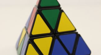 Картинка по теме - как собрать треугольный кубик рубика