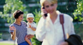 Картинка по теме - как приучить ребёнка к няне