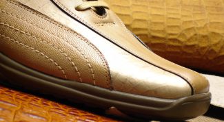 Картинка по теме - как почистить светлую обувь