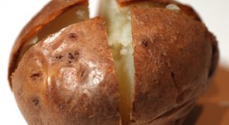 Картинка по теме - как испечь картошку в микроволновке