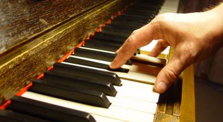 Картинка по теме - как играть на пианино