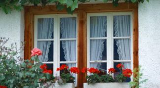 Картинка по теме - как оформить балкон цветами
