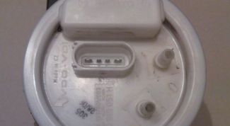 Картинка по теме - как проверить давление бензонасоса