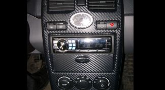 Картинка по теме - как снять консоль в приоре