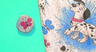 Картинка по теме - как обтянуть пуговицу тканью