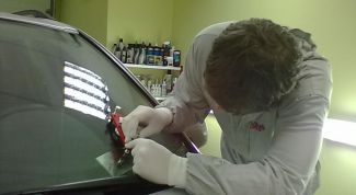 Картинка по теме - как отремонтировать трещину на лобовом