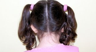 Картинка по теме - как вылечить перхоть у ребенка