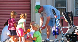 Картинка по теме - как обустроить двор частного дома