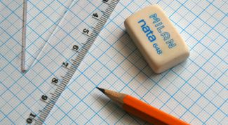 Картинка по теме - как разделить квадрат на треугольники