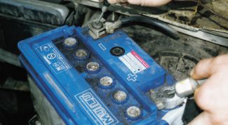 Картинка по теме - как измерить напряжение аккумулятора