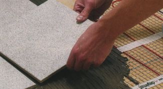 Картинка по теме - как клеить напольную плитку