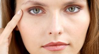 Картинка по теме - как избавиться от отёчности глаз