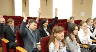 Картинка по теме - как продлить полномочия директора