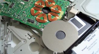 Картинка по теме - как поменять дисковод на ноутбуке