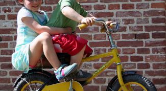 Картинка по теме - как выбрать трехколесный велосипед