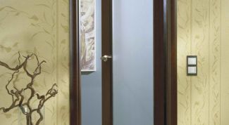 Картинка по теме - как устанавливать распашные двери