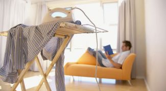 Картинка по теме - как удалить блестящее пятно от утюга