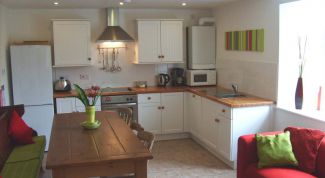 Картинка по теме - как спрятать на кухне газовый котел