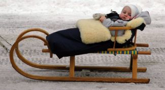 Картинка по теме - как выбрать детские санки