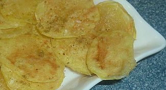 Картинка по теме - как приготовить картофельные чипсы