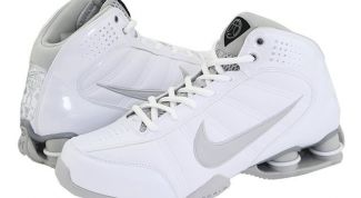 Картинка по теме - как очистить белые кроссовки