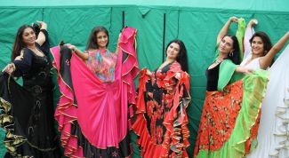 Картинка по теме - как одеться цыганкой