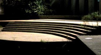 Картинка по теме - как крепить подиумы