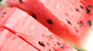 Картинка по теме - как связать арбуз