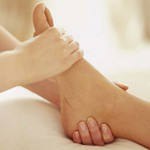 Картинка по теме - как делать массаж при плоскостопии