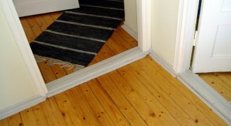 Картинка по теме - как установить плинтуса деревянные