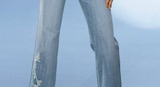 Картинка по теме - как украсить стразами джинсу