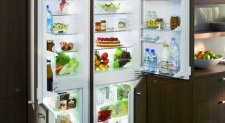 Картинка по теме - как встраивать холодильник в кухню