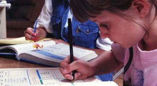 Картинка по теме - как научить ребенка правильно держать карандаш