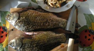 Картинка по теме - как чистить карасей