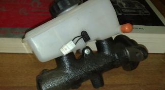 Картинка по теме - как проверить главный тормозной цилиндр