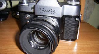 Картинка по теме - как заряжать пленку в зенит