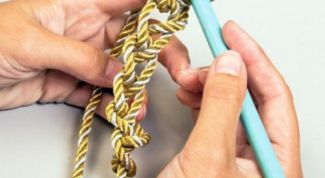 Картинка по теме - как связать шнур крючком