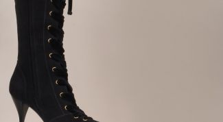 Картинка по теме - как убрать разводы с сапог