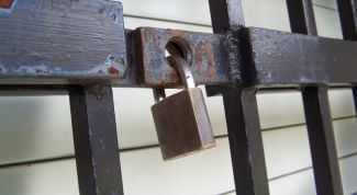 Картинка по теме - как открыть висячий замок