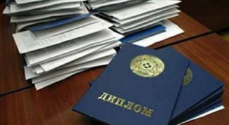 Картинка по теме - как отличить настоящий диплом от подделки