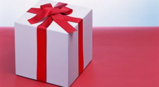 Картинка по теме - как выбрать подарок для подруги