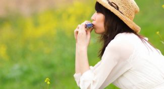 Картинка по теме - как играть на губной гармонике