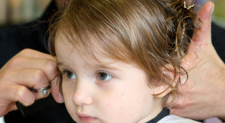 Картинка по теме - как подстричь малыша