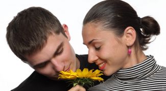 Картинка по теме - как дарить женщине цветы