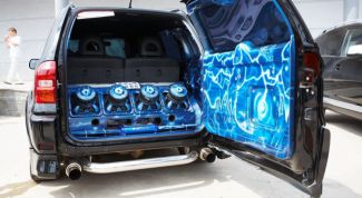 Картинка по теме - как настроить звук в машине