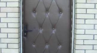 Картинка по теме - как обивать входную дверь