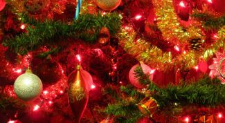 Картинка по теме - как сделать самодельную елку