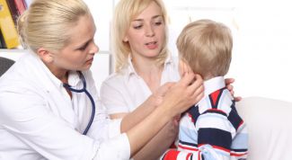 Картинка по теме - как определить, что у ребенка болят уши