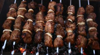 Картинка по теме - как замариновать шашлык из говядины